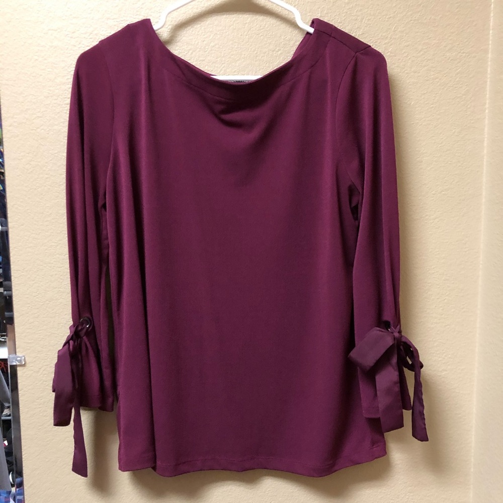 Banana Republic blouse with tie up sleeve detail